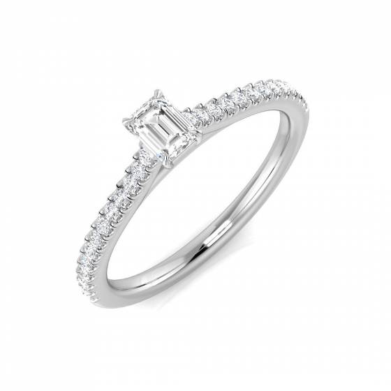 0.32ct SI2/G Emerald cut Natural Diamond Engagement Ring in Platinum
