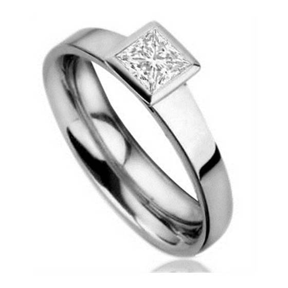 1.00ct VS1/G Princess Natural Diamond Bezel Set Engagement Ring