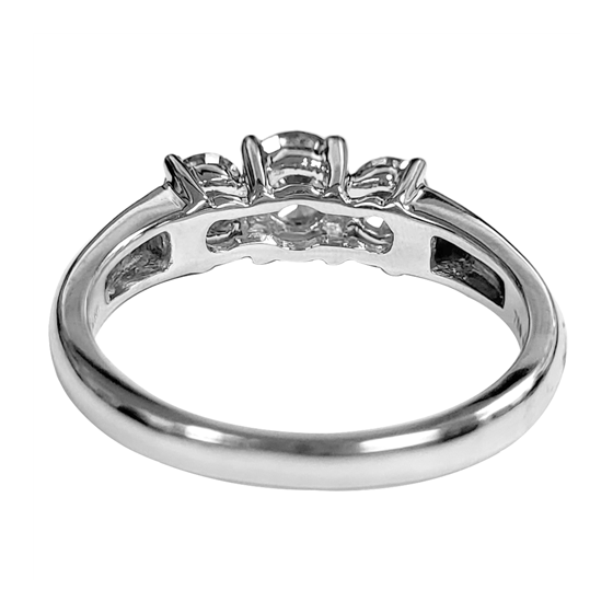 0.98ct VVS/H Round 3 Stone Natural Diamond Ring