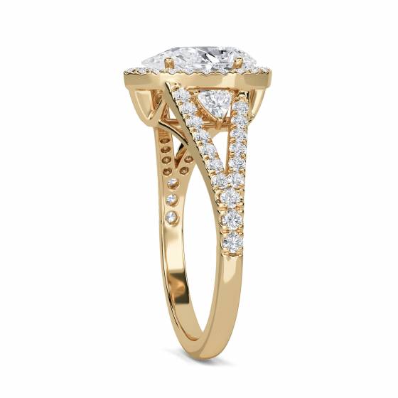 Pear Diamond Split Shoulder Set Ring