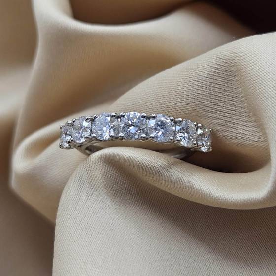 2.22ct SI/F-G Round Cut Natural Diamond 7 Stone Eternity Ring