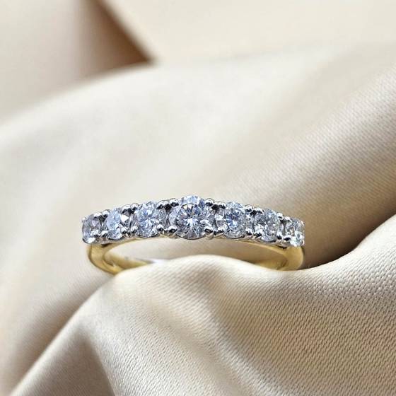 0.71ct SI/F-G Round Cut Natural Diamond 7 Stone Eternity Ring