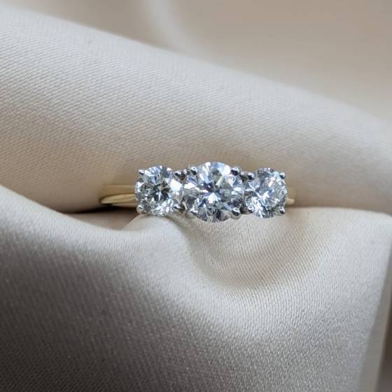 1.54ct SI/F-G Round Cut Natural Diamond Trilogy Ring
