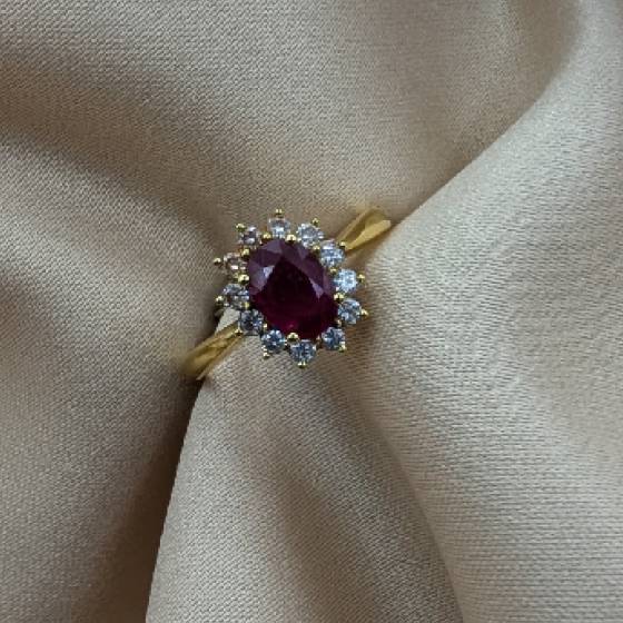 0.65ct VS/E-F Oval Cut Ruby Gemstone Halo Ring