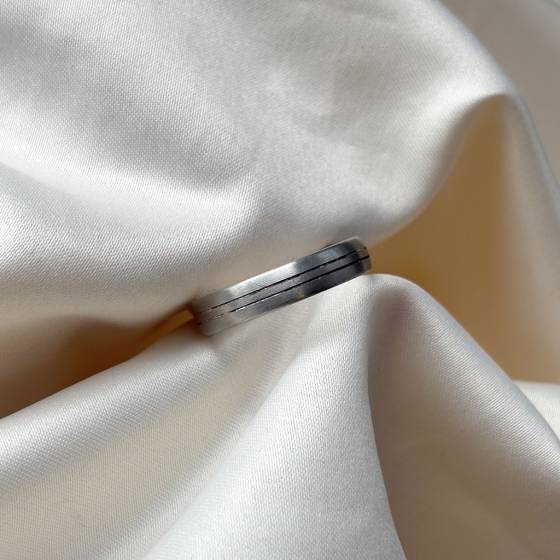 Patterned Plain Wedding Ring