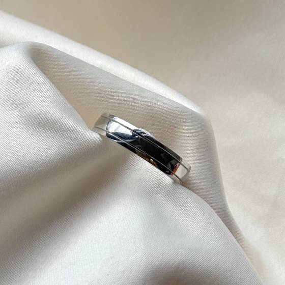 Patterned Plain Wedding Ring