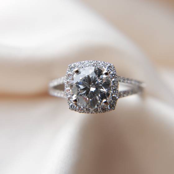 1.85ct VVS2/D Round Cut Lab Grown Diamond Halo Split Shoulder Set Ring