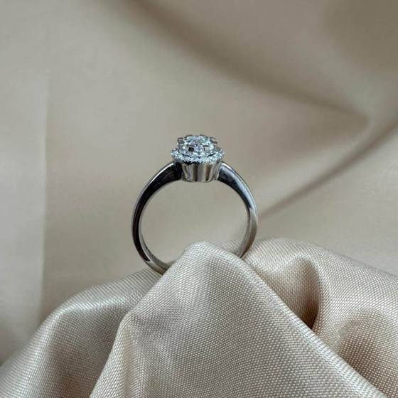 0.39ct VS/F-G Round Cut Natural Diamond Cluster Ring