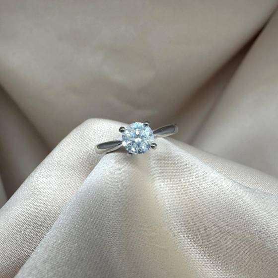 0.70ct I2/G Round Cut Natural Diamond 4 Claw Solitaire Ring