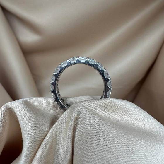 3.50ct VS/G Round Cut Natural Diamond Full Channel Eternity Ring