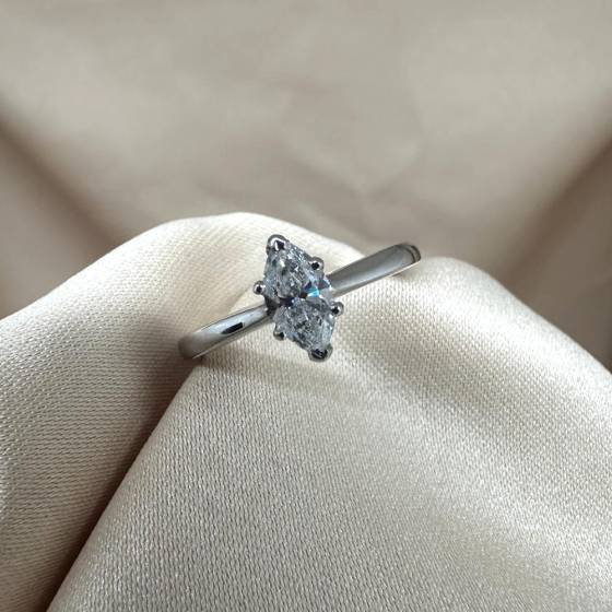 0.45ct VS2/E Marquise Cut Natural Diamond Solitaire Ring