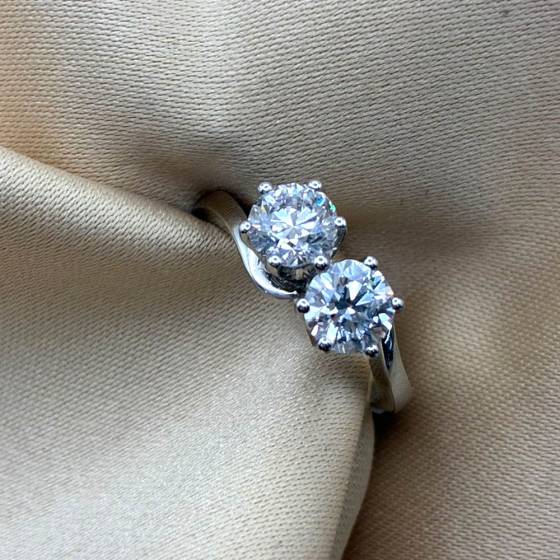 1.02ct VS1/D Round Cut Lab Grown Diamond Two Stone Ring