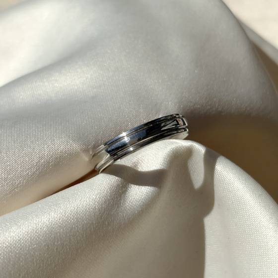 Patterned Plain Wedding Ring