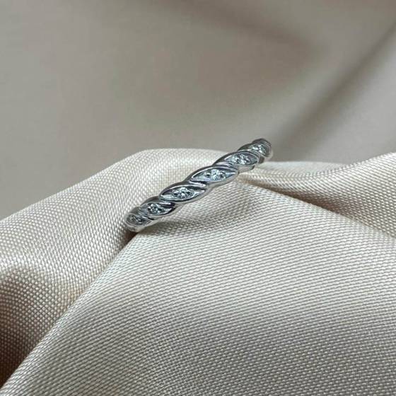 0.10ct VS/E-F Round Cut Natural Diamond Full Eternity Ring