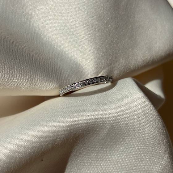 0.25ct VS/E-F Round Cut Natural Diamond Half Eternity Ring