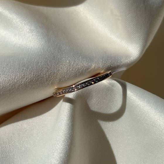 0.15ct VS/E-F Round Cut Natural Diamond Half Eternity Ring