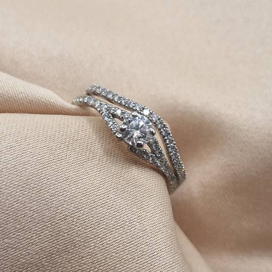 0.80ct SI1/E Round Cut Natural Diamond Bridal Set Ring