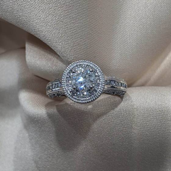0.80ct SI2/G Round Cut Natural Diamond Vintage Ring