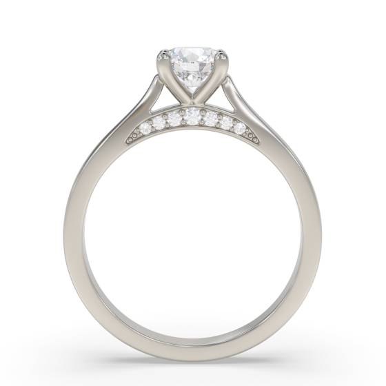 Elegant Round Diamond Engagement Ring