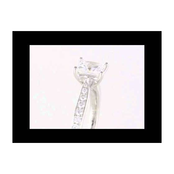1.22ct VVS1/D Lab Grown Round Diamond Shoulder Set Ring in Platinum