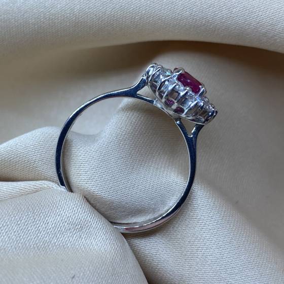 2.16ct VS/F Oval Cut Pink Sapphire Gemstone Halo Ring