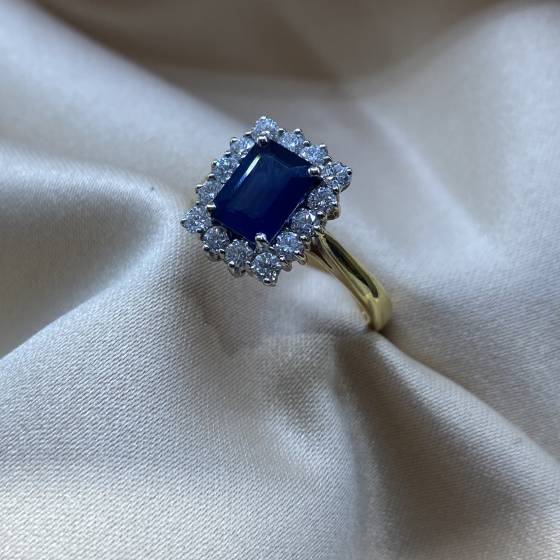 2.39ct VS/F Emerald Cut Blue Sapphire Gemstone Halo Ring