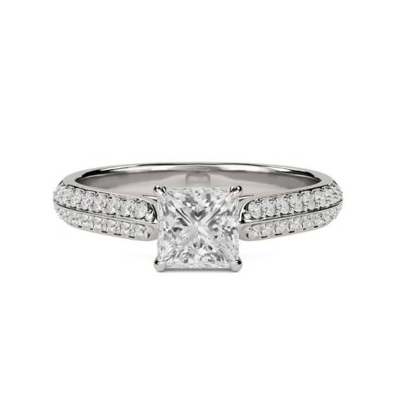 0.50ct VS/E-F Princess Cut Natural Diamond Shoulder Set Ring