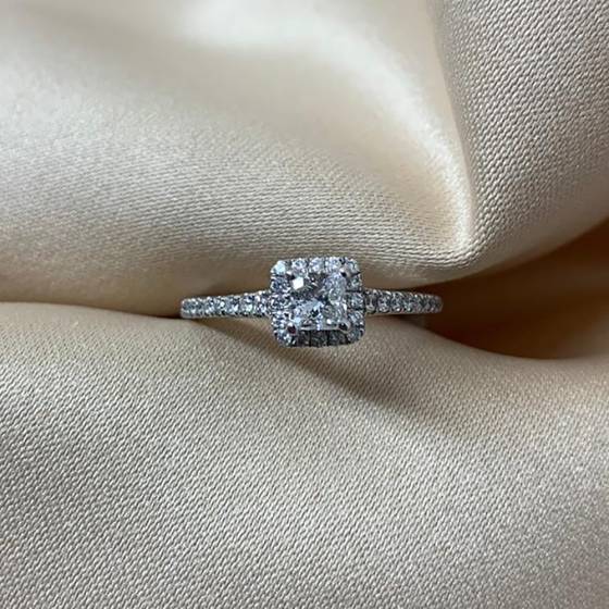 0.50ct VS/E-F Natural Princess Diamond Halo Shoulder Set Ring in 18k White Gold