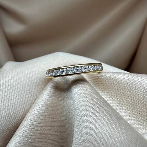 0.45ct VS/E-F Round Cut Natural Diamond Half Eternity Ring