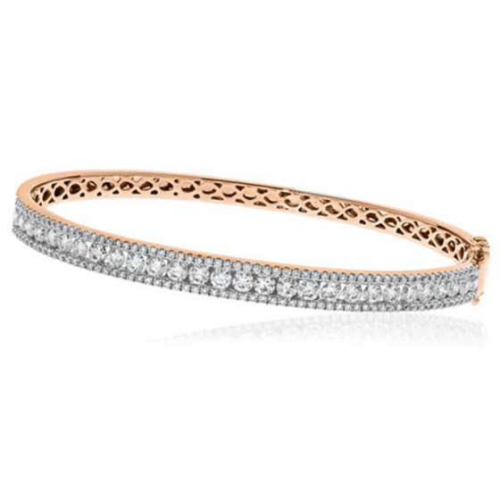 Elegant Round Diamond Set Bangle