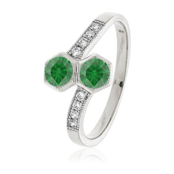 Round Emerald and Diamond Cluster Ring
