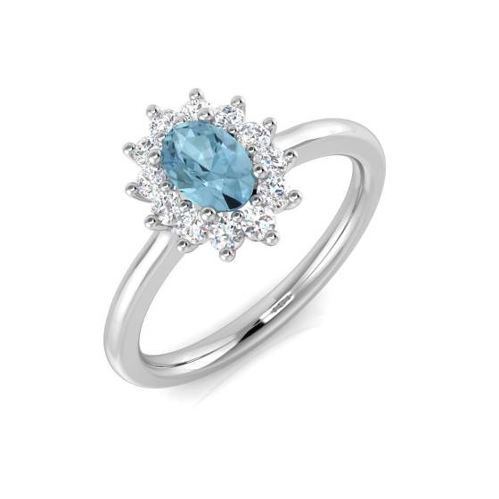 0.64ct SI2/G Oval cut Aquamarine Gemstone Ring in Platinum