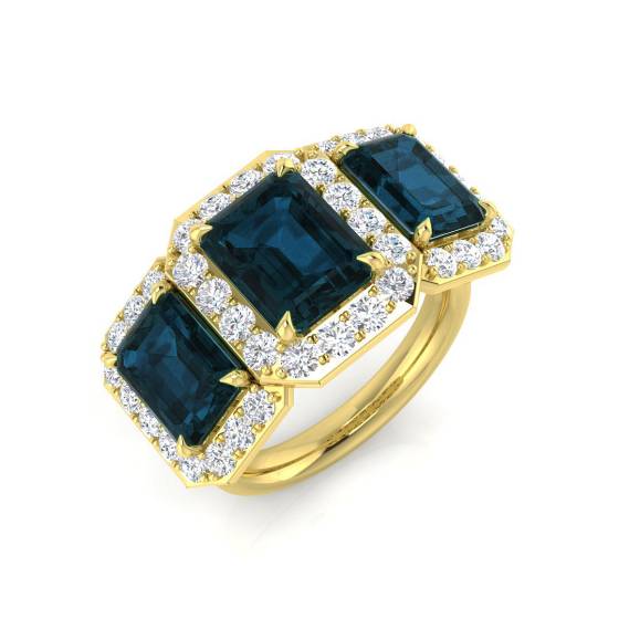 7.86ct SI2/G Emerald cut Blue Topaz Gemstone Ring in 9k Yellow Gold