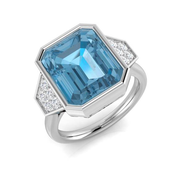 7.06ct I1/G Emerald cut Blue Topaz Gemstone Ring in 9k White Gold