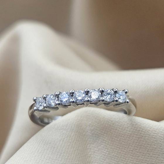 0.33ct VS/F-G Round Cut Natural Diamond 7 Stone Eternity Ring