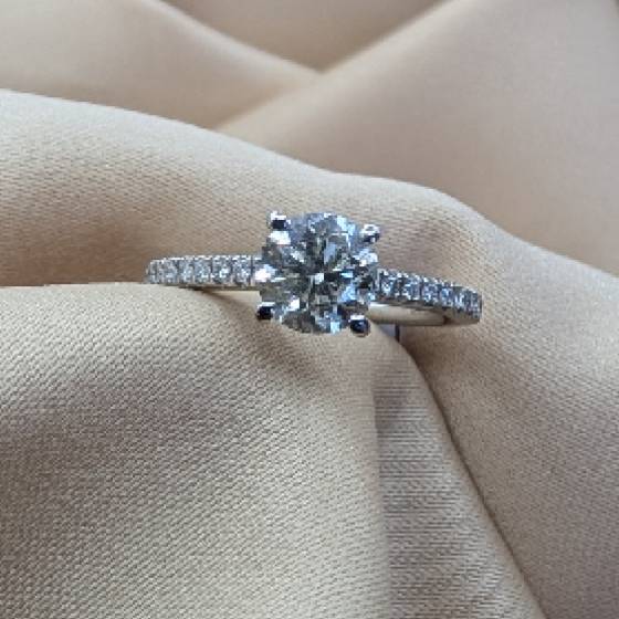 1.30ct I1/G Round Cut Natural Diamond Shoulder Set Ring