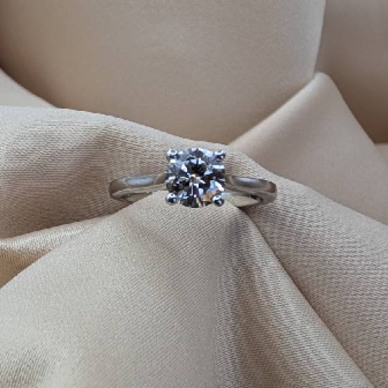 1.02ct SI1/I Round Cut Natural Diamond Solitaire Ring