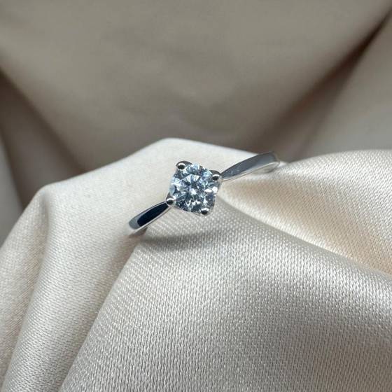 0.31ct SI/F Round Cut Natural Diamond Solitaire Ring