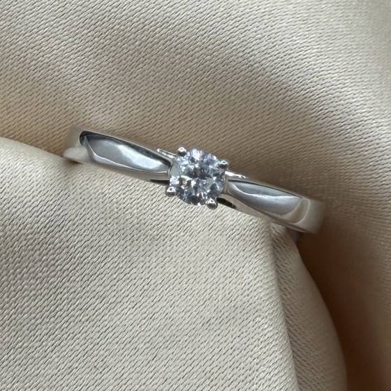 0.33ct SI/F Round Cut Natural Diamond Solitaire Ring