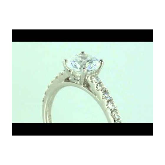 1.22ct VVS2/D Lab Grown Round Diamond Shoulder Set Ring in Platinum