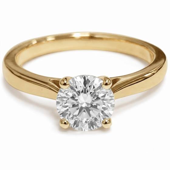 0.82ct VVS2/D Lab Grown Round Diamond Solitaire Ring in 18k Yellow Gold