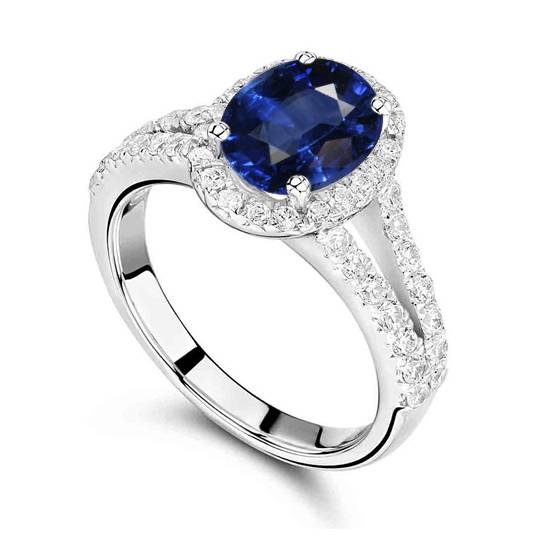 Single Halo Oval Diamond Split Shoulder Set Ring