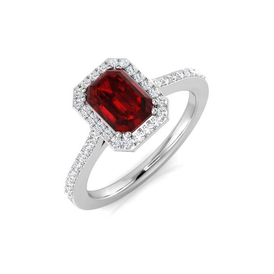 1.36ct VS/E-F Emerald cut Garnet Gemstone Ring