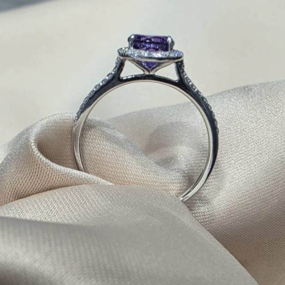 0.89ct VS/E-F Round Cut Amethyst Gemstone Ring in 18k White Gold