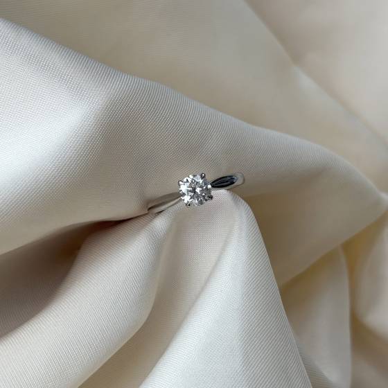 0.90ct SI3/H Round Cut Natural Diamond Solitaire Ring