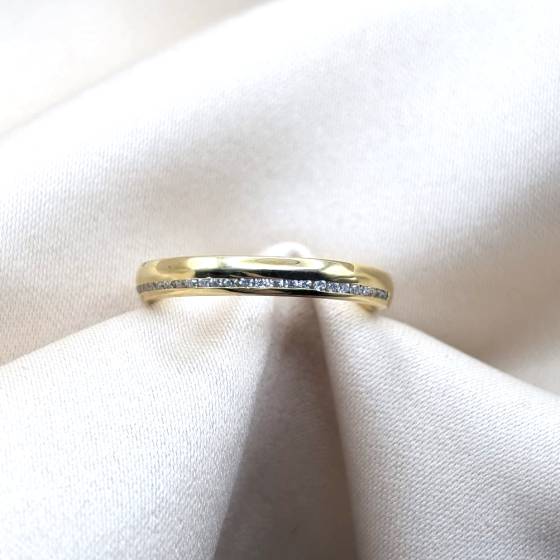 0.15ct VS/E-F Round Cut Natural Diamond Wedding Ring