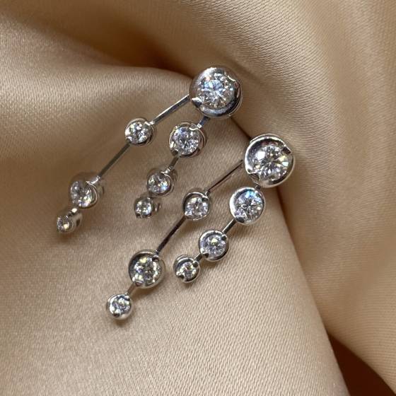 1.20ct VVS/E-F Round Cut Natural Diamond Drop Earrings