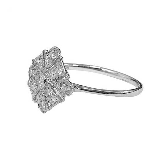 0.28ct VS/E-F Round Cluster Natural Diamond Ring