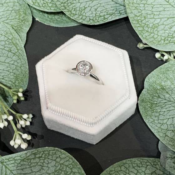 1.08CT I1/F Round Diamond Solitaire Ring