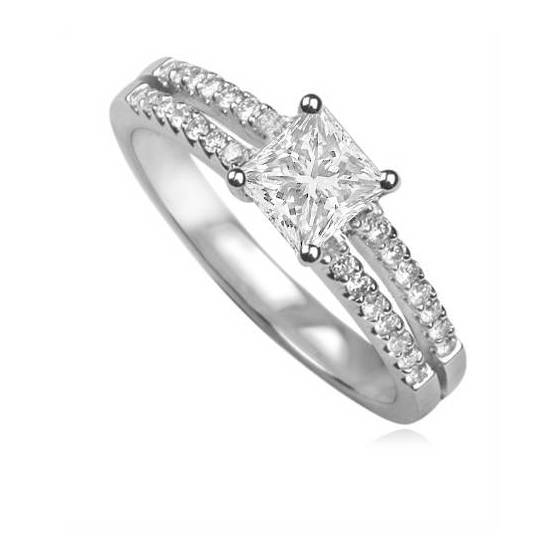 0.56ct SI2/E Modern Split Shoulder Princess Natural Diamond Ring
